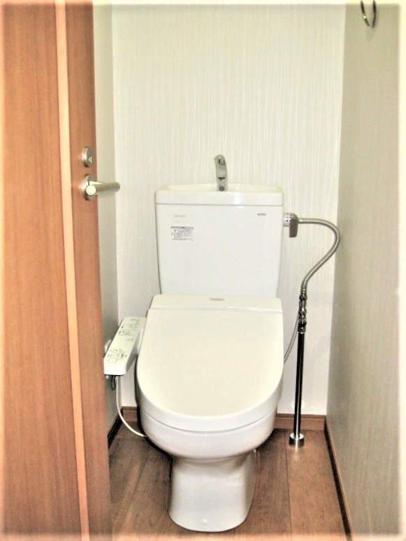 �V�����[�g�C��